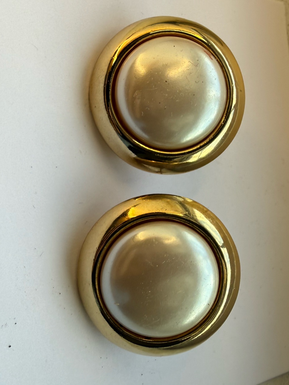 Vintage Signed RICHELIEU Faux Mabe Pearl Clip On Statement Earrings